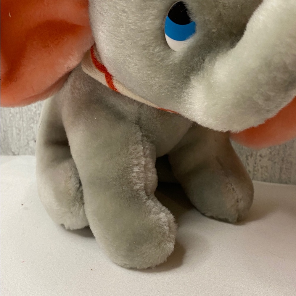 Vintage Disneyland Walt Disney world plush Dumbo elephant stuffed animal - Picture 3 of 6
